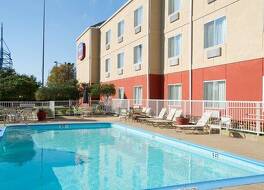 Fairfield Inn & Suites by Marriott Dallas DFW Airport North/Irving