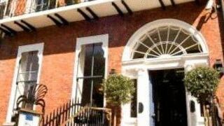 ザ クリフ タウンハウス