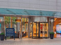 フォー ポインツ バイ シェラトン バルセロナ ディアゴナル 写真