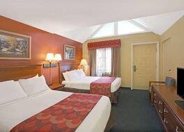 スーパー 8 バイ ウィンダム ダウンタウン ガットリンバーグ アット コンベンション センター 写真