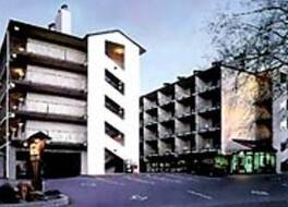 オーク スクエア レンタルズ