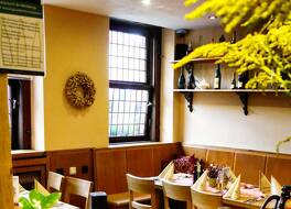 ヒストリッシュ ヴァインホテル ツム グリューネン クランツ 写真