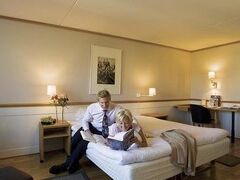 ホームホテル タプト 写真