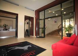 アパートホテル オダリス ル シュヴァル ブラン 写真