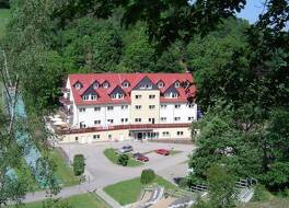 ホテル ウント レストラン シャンツェンハウス 写真