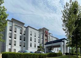 ハンプトン イン & スイーツ ルイビル イースト 写真