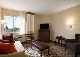 メインステイ スイーツ シカゴ ホフマン エステーツ 写真