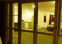 Alexandra Heights Motel