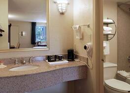 デイズ イン バイ ウィンダム メンフィス アット グレースランド 写真