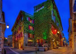 ホテル ルネッサンス ドゥ カストル