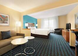 フェアフィールド イン バイ マリオット カンカキー ブルボネ 写真