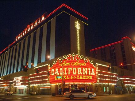 カルフォルニア ホテル アンド カジノ 写真