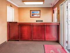 エコノ ロッジ ポートランド ダウンタウン 写真