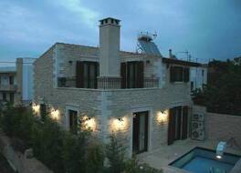 Sokaki Villas, rustic ambience 写真