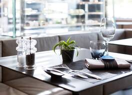 ノボテル ベルン エクスポ ホテル 写真