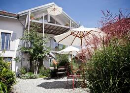 Le Coq Chantant B&B and Boutique Hotel St-Livres