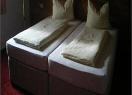 ホテル アルテ クローネ 写真