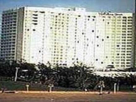 サザン サン エランゲニ ＆ マハラニ 写真