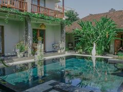 ロカサリ リトリート 写真