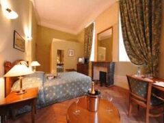 ホテル ドゥソンヴィレ 写真