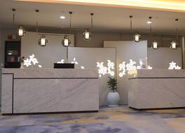 Skylight In-Terminal Hotel 写真