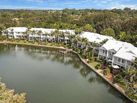 ポートサイド ヌーサ ウォーターズ ホテル 写真