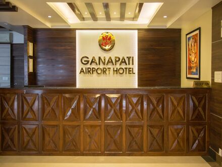 ガナパティ エアポート ホテル 写真
