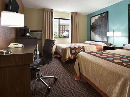 スーパー 8 バイ ウィンダム マウント ヴァーノンイリノイ 写真