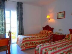 ホスタル イタリア 写真