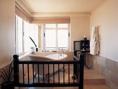 プリミ ロイヤルホテル 写真