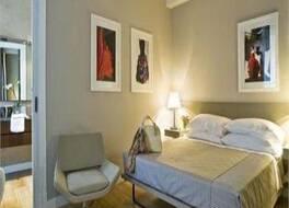 エスカルス ラグジュアリー スイーツ ヴェローナ アパートホテル