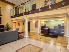 クオリティ イン アンド スイーツ セント チャールズ - ウェスト シカゴ 写真