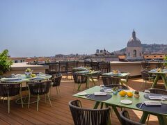 ウナ ホテルズ ナポリ 写真