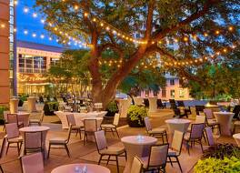 Downright Austin, A Renaissance Hotel