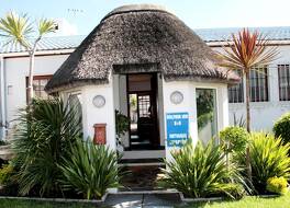 ドルフィン イン ゲストハウス ブロウバーグ