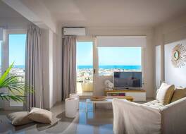 ノトス ハイツ ホテル & スイーツ 写真