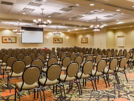 ヒルトン ガーデン イン バッファロー エアポート 写真