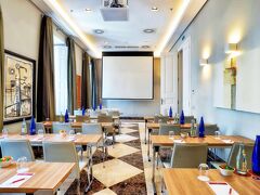 NH コレクション マドリード パラシオ デ テパ 写真