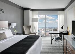 ローズ シカゴ ホテル