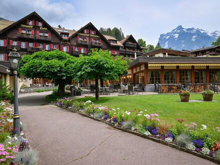 ロマンティック ホテル シュウェイザーホフ 写真