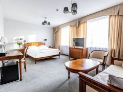 ホテル ポッド ズウォタ ルジャ 写真