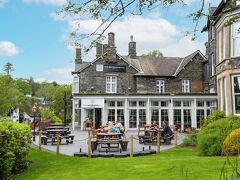 Waterhead Hotel 写真