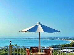 ザ パンダン サリ ホテル 写真