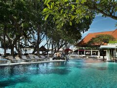 プリ サントリアン ビーチ リゾート & スパ 写真