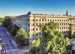 Grand Poet by Semarah