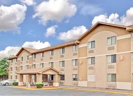 スーパー 8 バイ ウィンダム モケナ / フランクフォート / I-80 写真