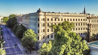 Grand Poet by Semarah