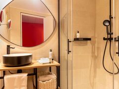 アイデン バイ ベスト ウェスタン パリ ロワシー CDG 写真