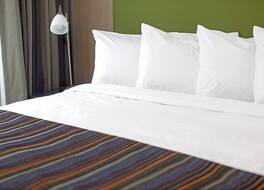 カントリー イン&スイーツ バイ ラディソン ジャクソン TN 写真