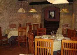 ホテル レオノル デ アキタニア 写真